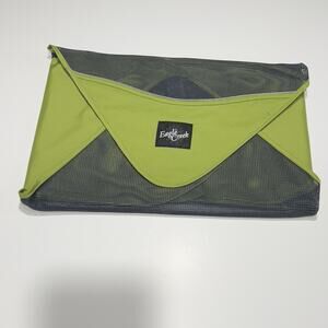 Eagle Creek Pack It Folder Green Fold Holds Shirts Luggage Organizer 18x12